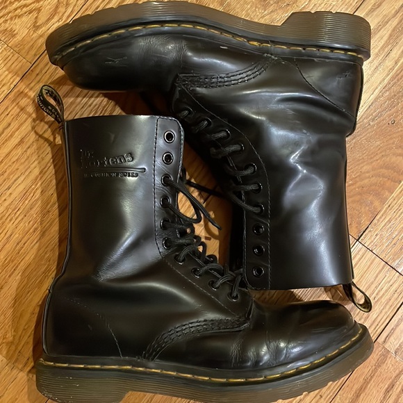 Dr. Martens classic combat boots, s7 - Picture 6 of 10